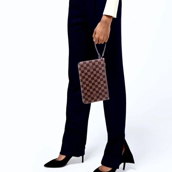 Louis Vuitton Damier Ebene Wristlet - Picture 2 of 14